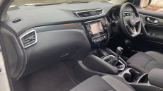 Nissan Qashqai 1.2 DiG-T N-Connecta 5dr Petrol Hatchback